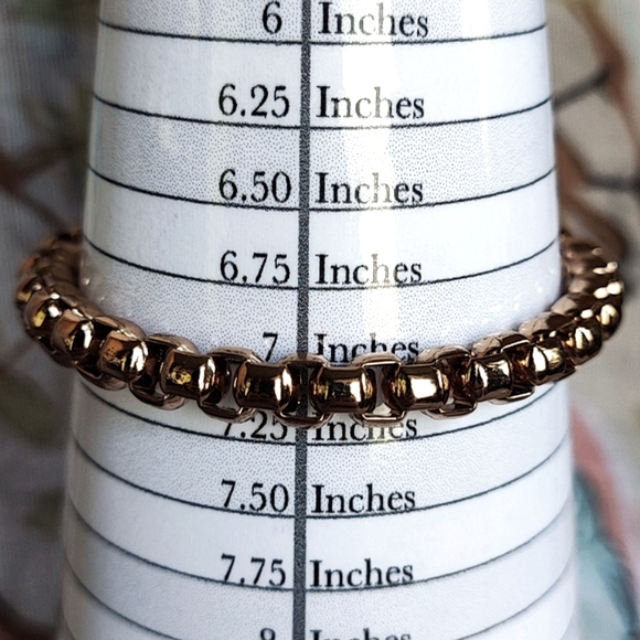 Gold Tone Magnetic Clasp Thicker Heavy Oversized Box Chain Bracelet - Picture 3 of 5